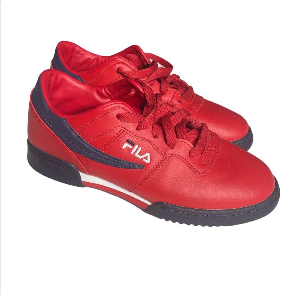 Fila original fitness 
Good Preowned condition
Size 7 boys Red